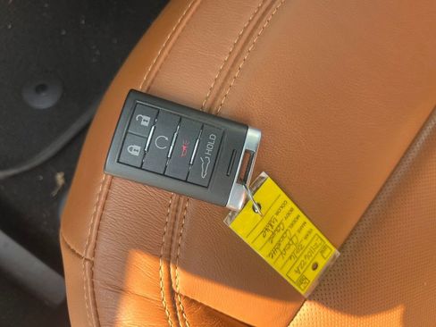 Used 2016 Chevrolet Corvette Stingray Coupe w/ 2LT Preferred Equipment Group image 27