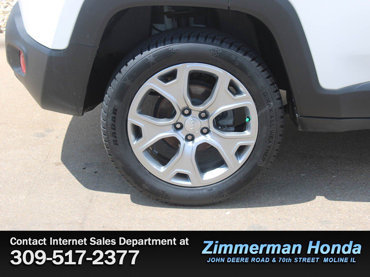 Used 2023 Jeep Renegade Limited w/ Sun/Sound Group AWD/4WD image 23