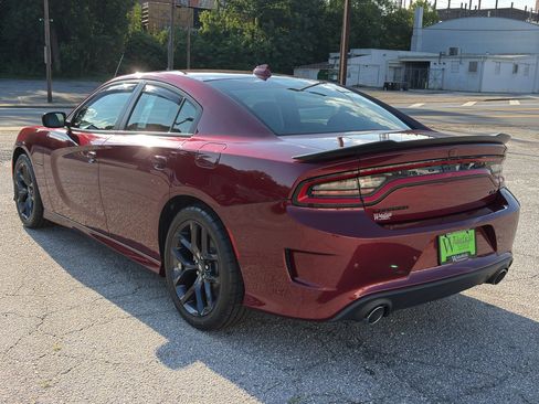 Used 2022 Dodge Charger R/T w/ Plus Group RWD image 6