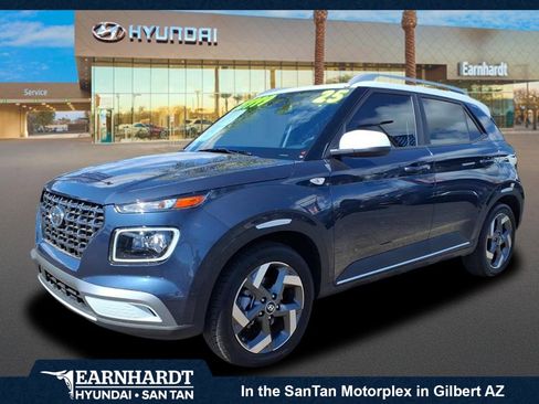 Certified 2025 Hyundai Venue Limited image 1