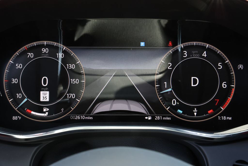 Certified 2026 Jaguar F-PACE R-Dynamic S AWD/4WD image 18