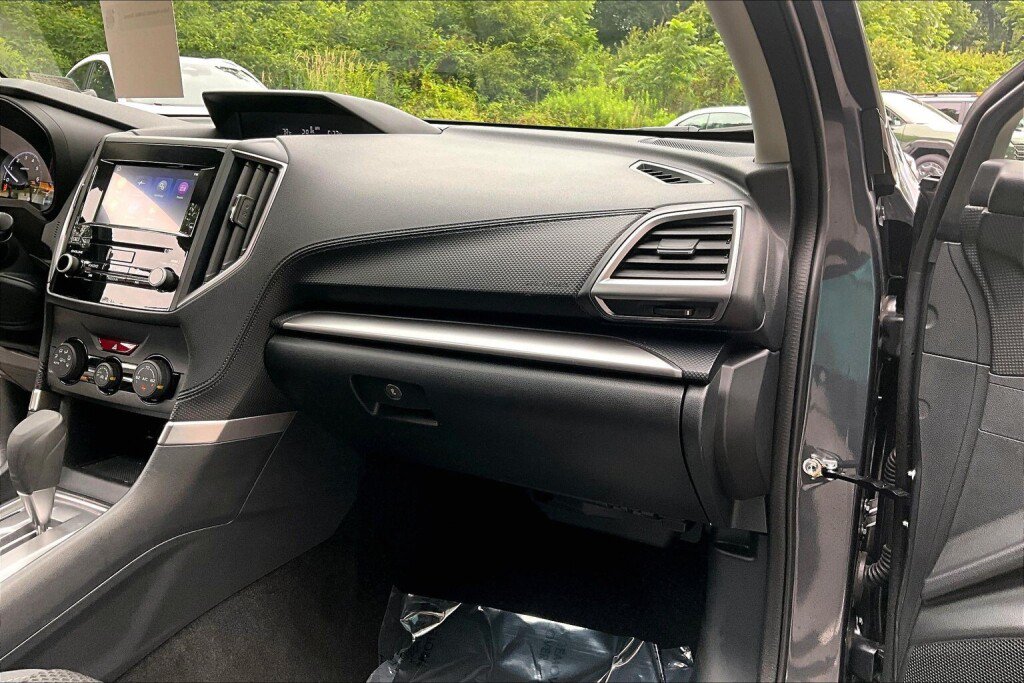 Certified 2023 Subaru Forester Premium AWD/4WD image 11