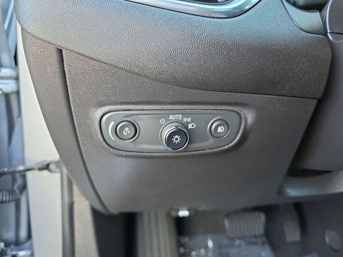 Certified 2024 Chevrolet Equinox Premier AWD/4WD image 20