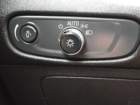 Used 2023 Chevrolet Malibu LT FWD image 24