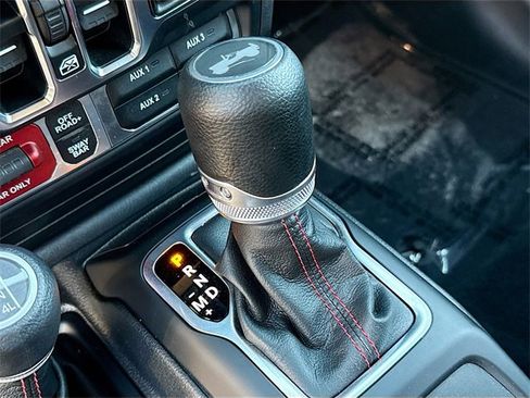 Used 2022 Jeep Wrangler Unlimited Rubicon w/ LED Lighting Group image 28