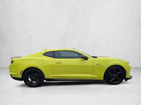 Used 2021 Chevrolet Camaro LT w/ RS Package RWD image 4