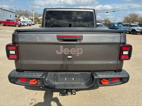 Used 2025 Jeep Gladiator Mojave image 6