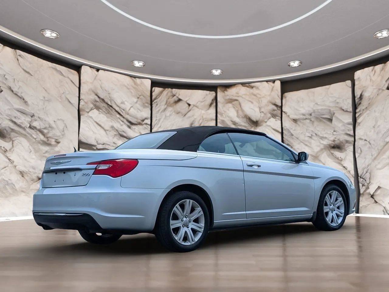 Used 2012 Chrysler 200 Touring w/ Cold Weather Group FWD image 12