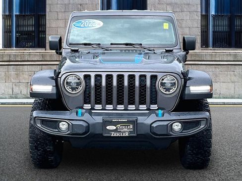Used 2022 Jeep Wrangler Unlimited Rubicon 4xe w/ Cold Weather Group AWD/4WD image 3