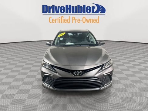 Used 2023 Toyota Camry LE image 3