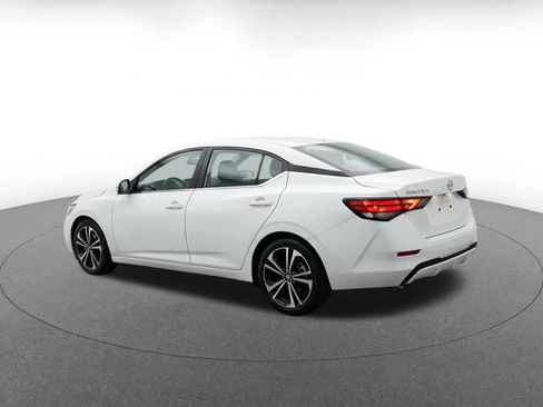 Used 2025 Nissan Sentra SV FWD image 6