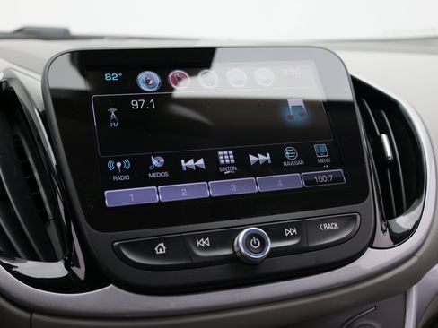 Used 2017 Chevrolet Volt LT w/ Comfort Package FWD image 19