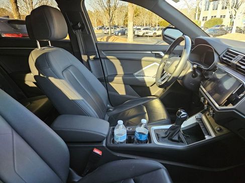 Used 2021 Audi Q3 2.0T Premium w/ Convenience Package image 6