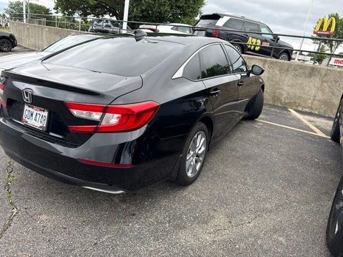 Used 2018 Honda Accord LX image 4