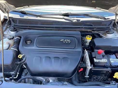 Used 2013 Dodge Dart SXT image 9