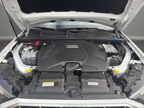 Used 2022 Audi Q7 3.0T Prestige image 32