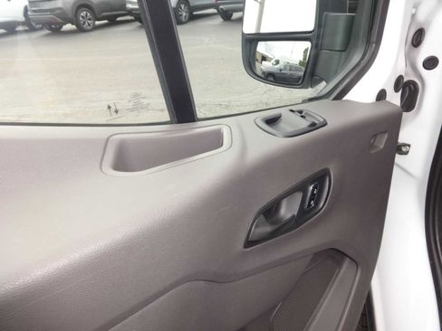 Used 2023 Ford Transit 350 XLT image 13