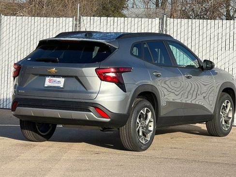 New 2026 Chevrolet Trax LT w/ Driver Confidence Package image 4