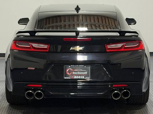 Used 2016 Chevrolet Camaro SS RWD image 6