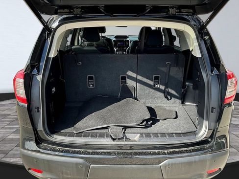 Used 2022 Subaru Ascent Limited AWD/4WD image 7