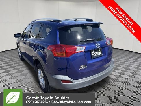 Used 2014 Toyota RAV4 LE FWD image 5