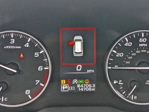 Used 2025 Subaru Forester Touring image 10