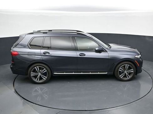 Used 2021 BMW X7 xDrive40i w/ M Sport Package AWD/4WD image 33