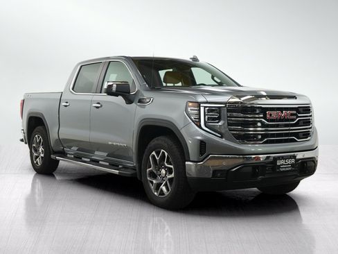 Used 2026 GMC Sierra 1500 SLT w/ SLT Premium Plus Package AWD/4WD image 5