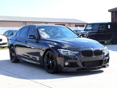 Used 2016 BMW 340i Sedan w/ M Sport Package RWD image 9