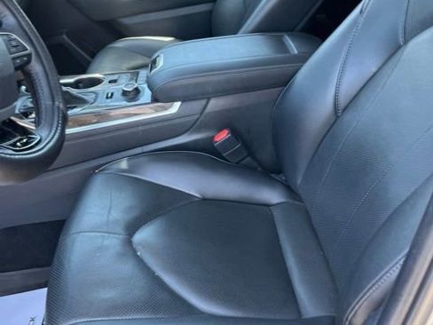 Used 2022 Toyota Highlander Limited AWD/4WD image 11