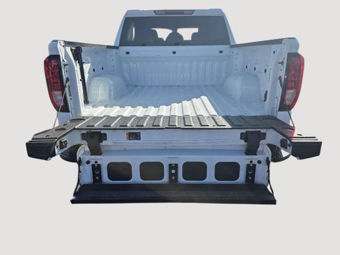 Used 2024 GMC Sierra 1500 SLE AWD/4WD image 7