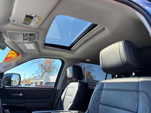 Used 2023 Toyota Sequoia Limited image 23