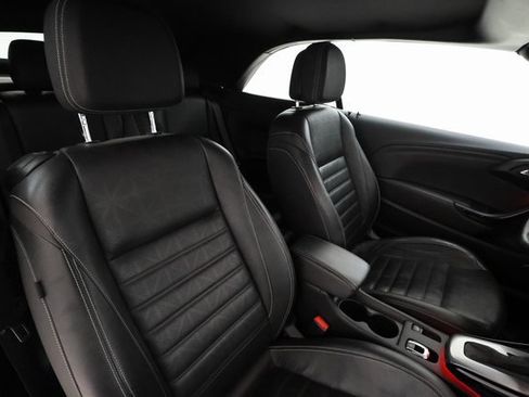 Used 2019 Buick Cascada Premium image 20