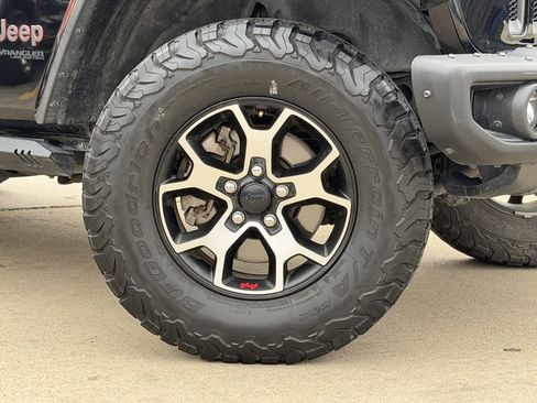 Used 2020 Jeep Wrangler Unlimited Rubicon AWD/4WD image 3