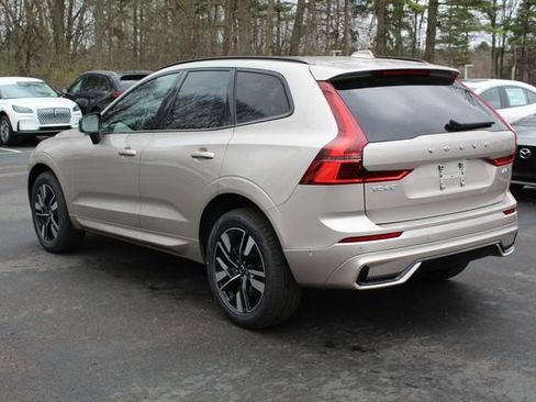 New 2026 Volvo XC60 B5 Plus w/ Protection Package Premier AWD/4WD image 5