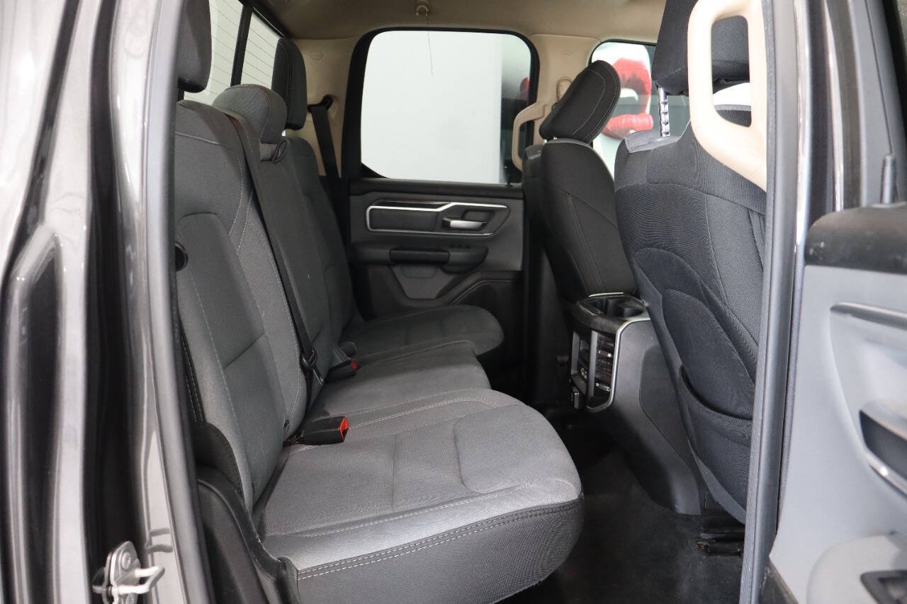 Used 2020 RAM 1500 Big Horn RWD image 12