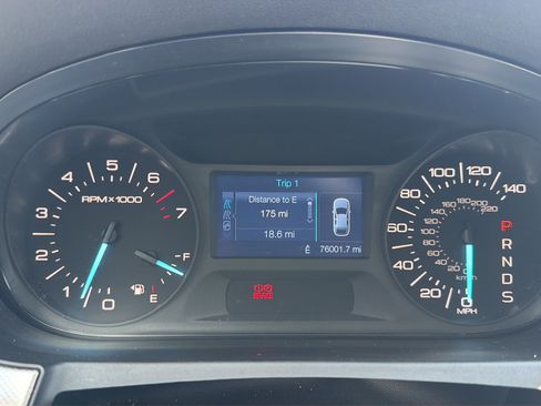 Used 2014 Ford Edge SEL AWD/4WD image 18