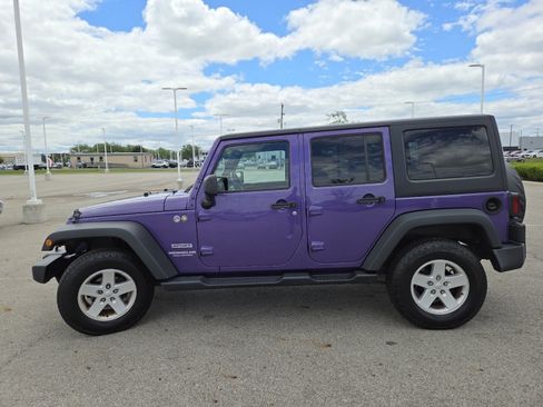Used 2017 Jeep Wrangler Unlimited Sport w/ Quick Order Package 24S AWD/4WD image 13