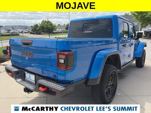 Used 2023 Jeep Gladiator Mojave AWD/4WD image 16