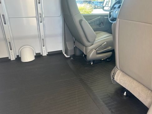 New 2026 Chevrolet Express 2500 w/ Communications Package RWD image 13