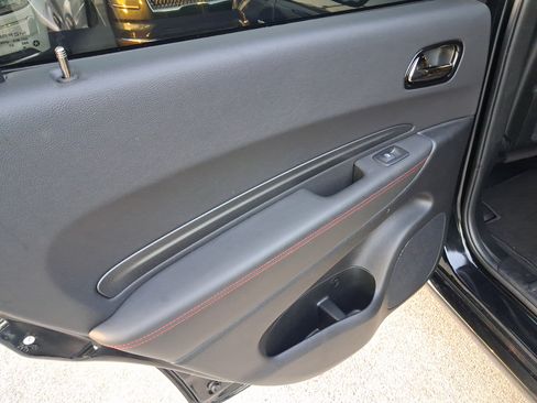 Used 2024 Dodge Durango R/T RWD image 9