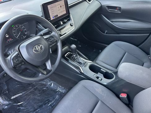 Used 2024 Toyota Corolla LE FWD image 10
