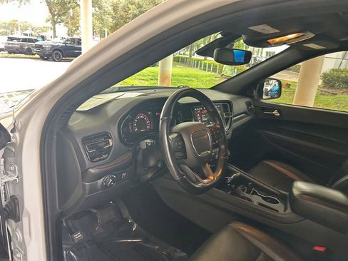 Certified 2023 Dodge Durango GT image 6