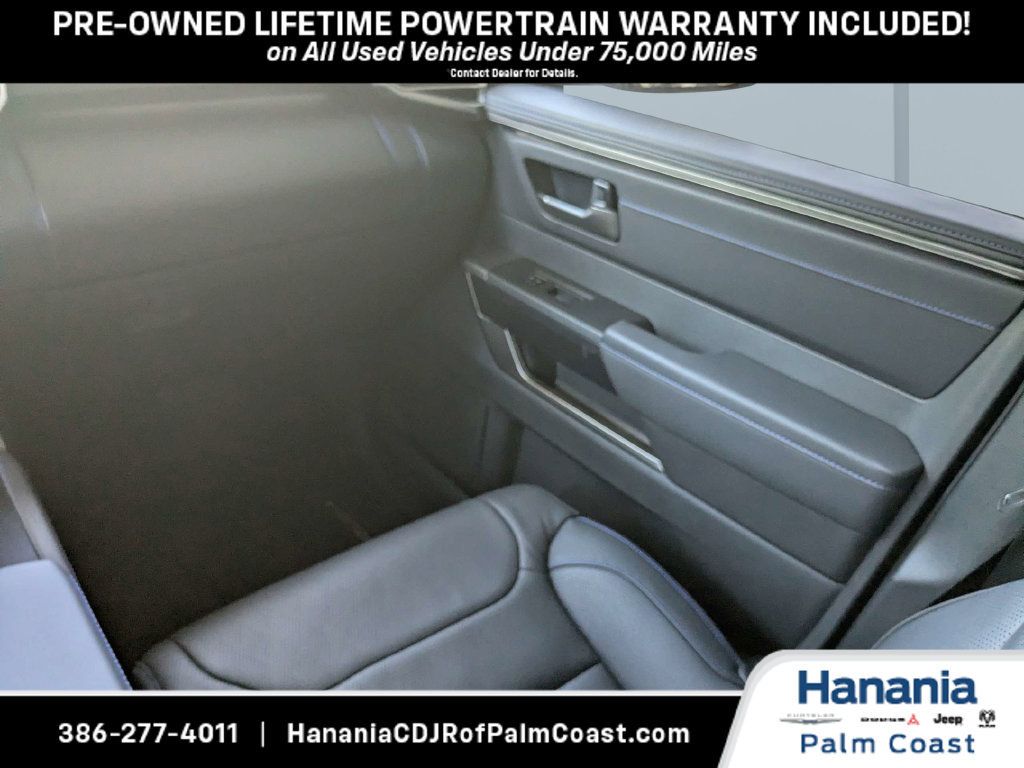Used 2026 Toyota Sequoia Platinum AWD/4WD image 18