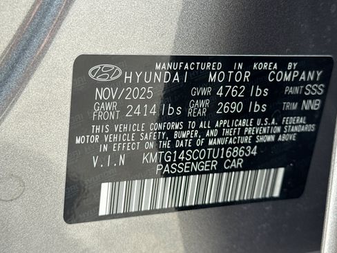 Used 2026 Genesis G70 2.5T RWD image 24