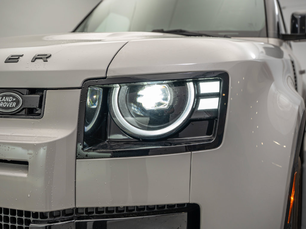 New 2026 Land Rover Defender 110 S AWD/4WD image 12
