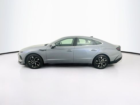 Used 2025 Hyundai Sonata SEL FWD image 4