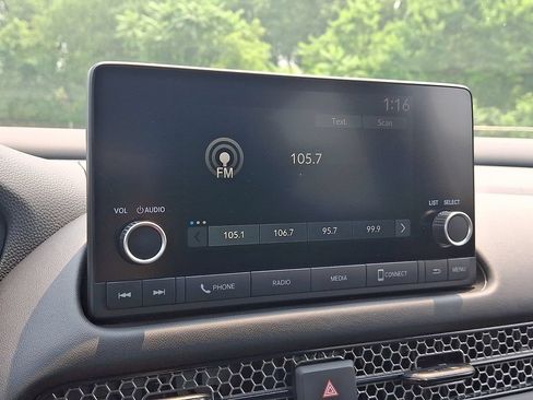 Used 2025 Honda HR-V Sport image 16