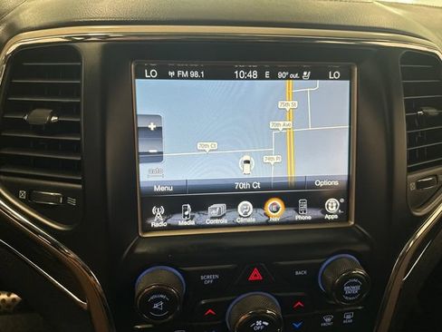 Used 2014 Jeep Grand Cherokee Overland AWD/4WD image 17