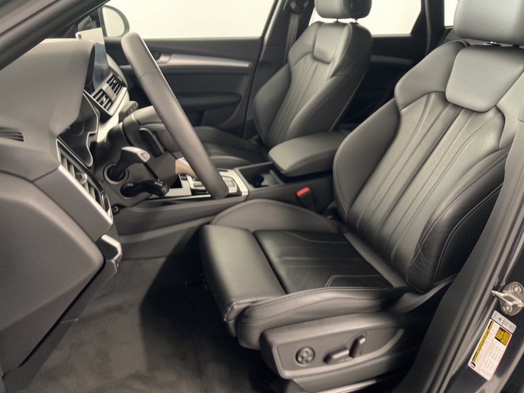 Used 2024 Audi Q5 2.0T Premium Plus w/ Premium Plus Package AWD/4WD image 5